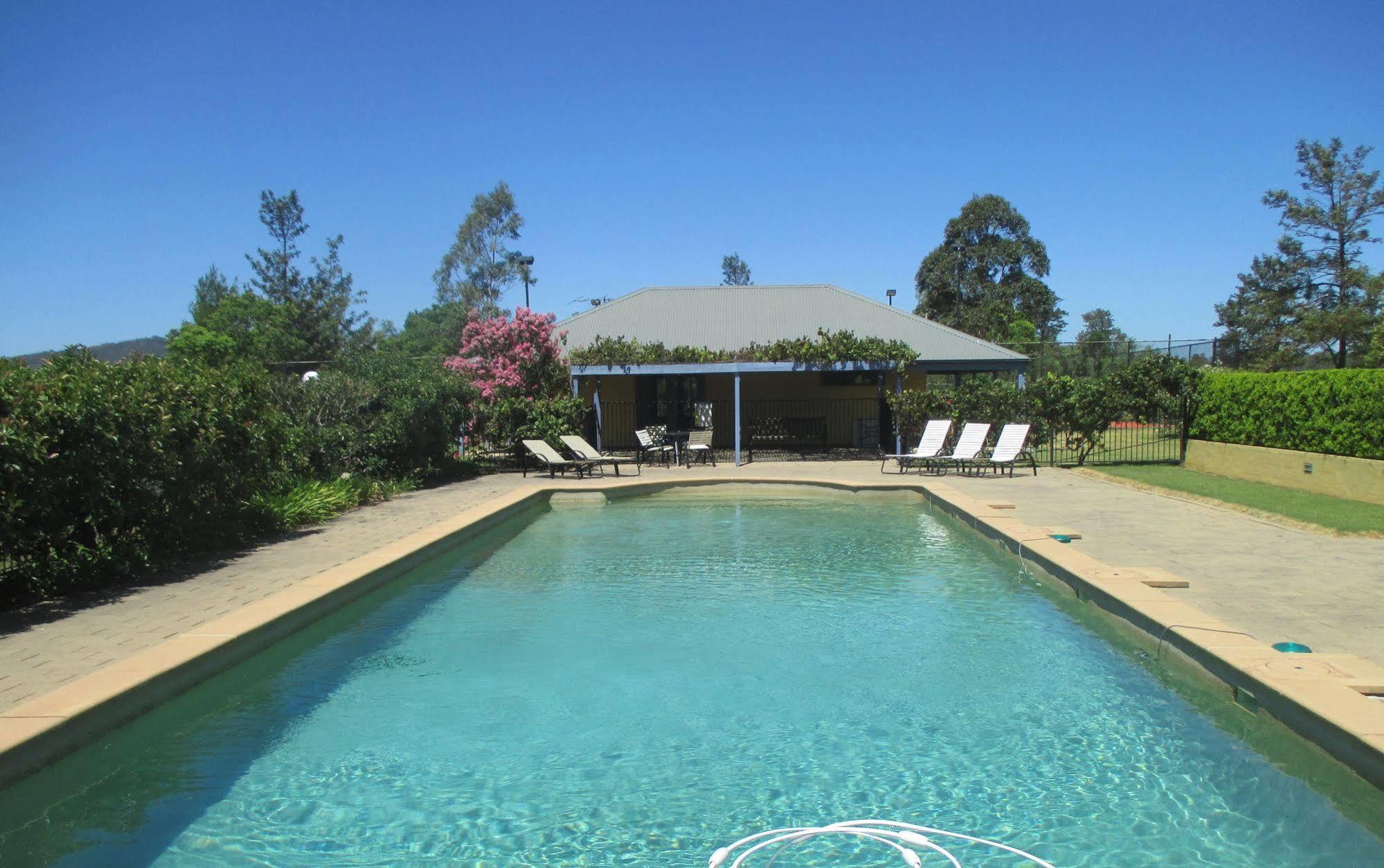 Tranquil Vale Vineyard Hotel Luskintyre Exterior foto
